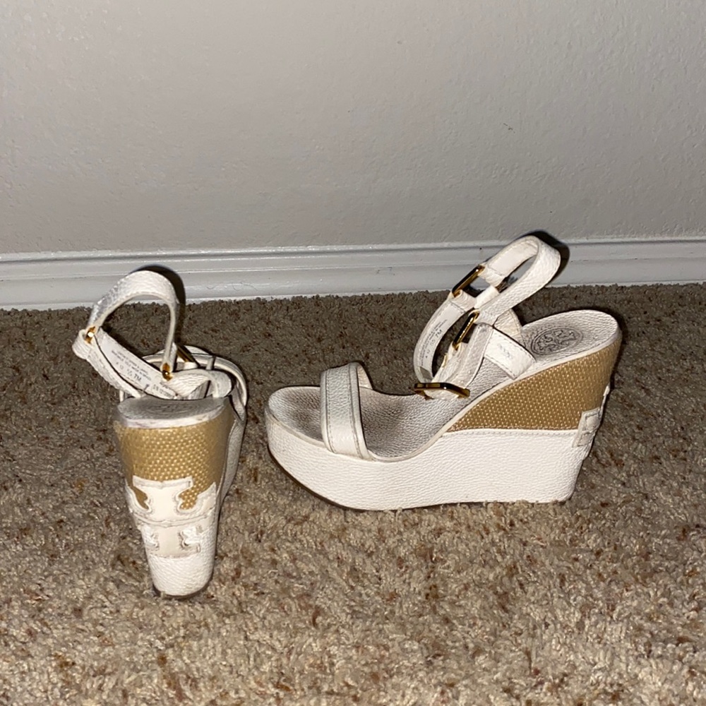 Cream/white Tory Burch wedges
